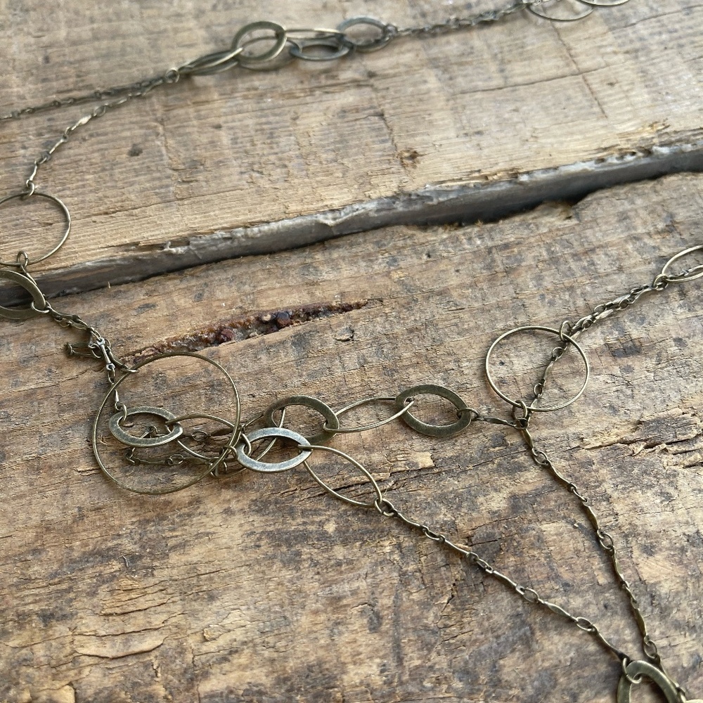Bronze circular necklace.
